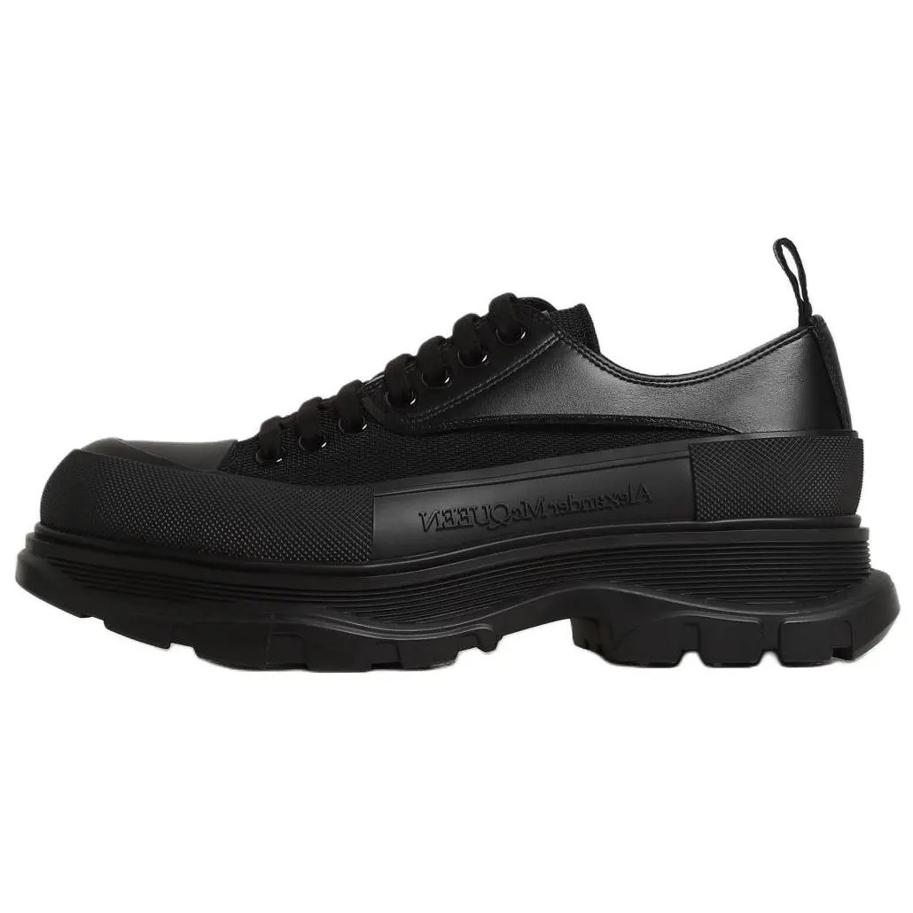 

Кроссовки на толстой подошве со шнуровкой Alexander McQueen, Original Shoe Box Included