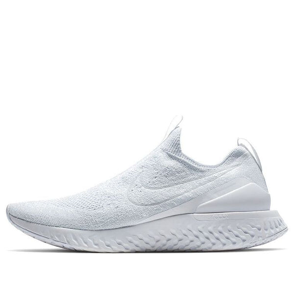 

Кроссовки эпические фантом реагировать flyknit Nike, белый