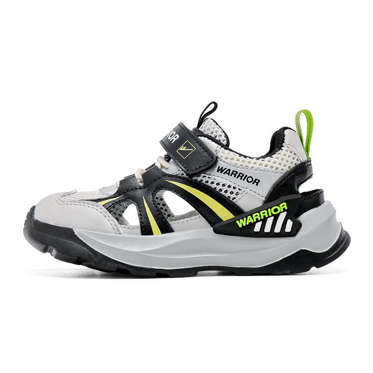 

Дышащие детские повседневные кроссовки Kids' WARRIOR, серый/белый/черный