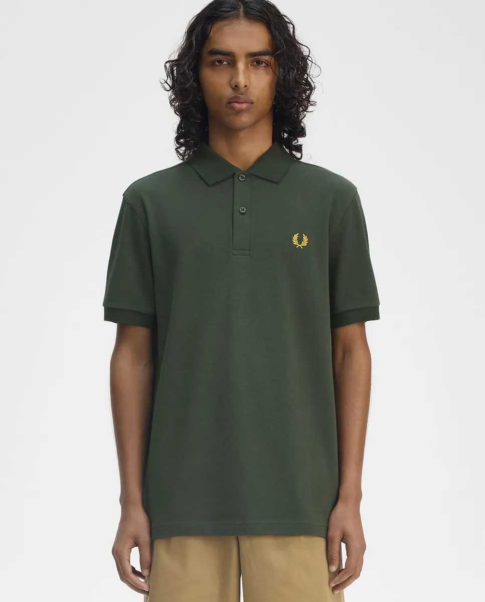 

Мужская поло с коротким рукавом и лавровым венком Fred Perry, цвет Caqui
