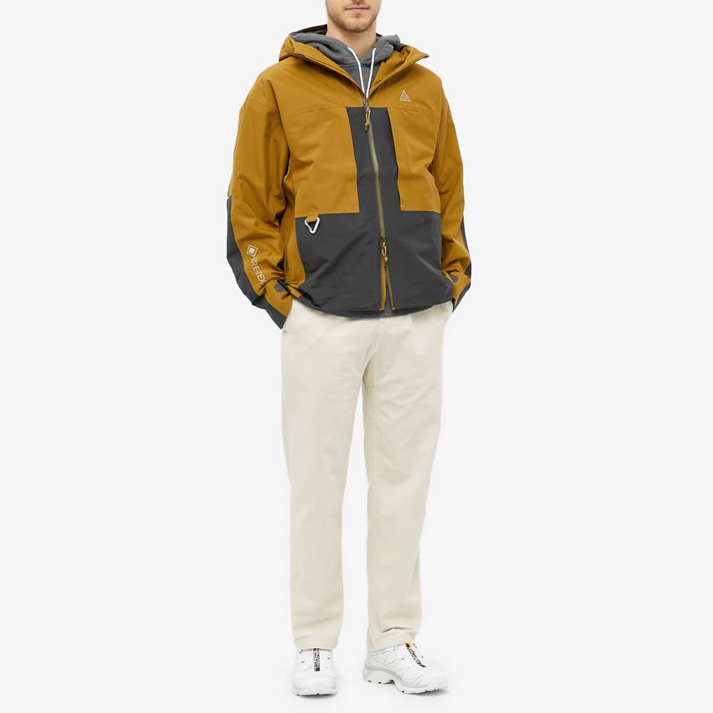 Куртка Nike ACG Gore-tex Windproof Casual Sports Hooded Jacket Brown CV0634-216 — фото 2