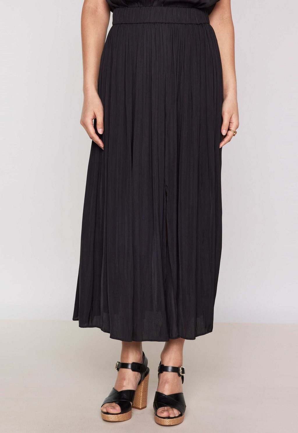 

Юбка плиссированная JULIANA - A-line skirt Maison 123, черный