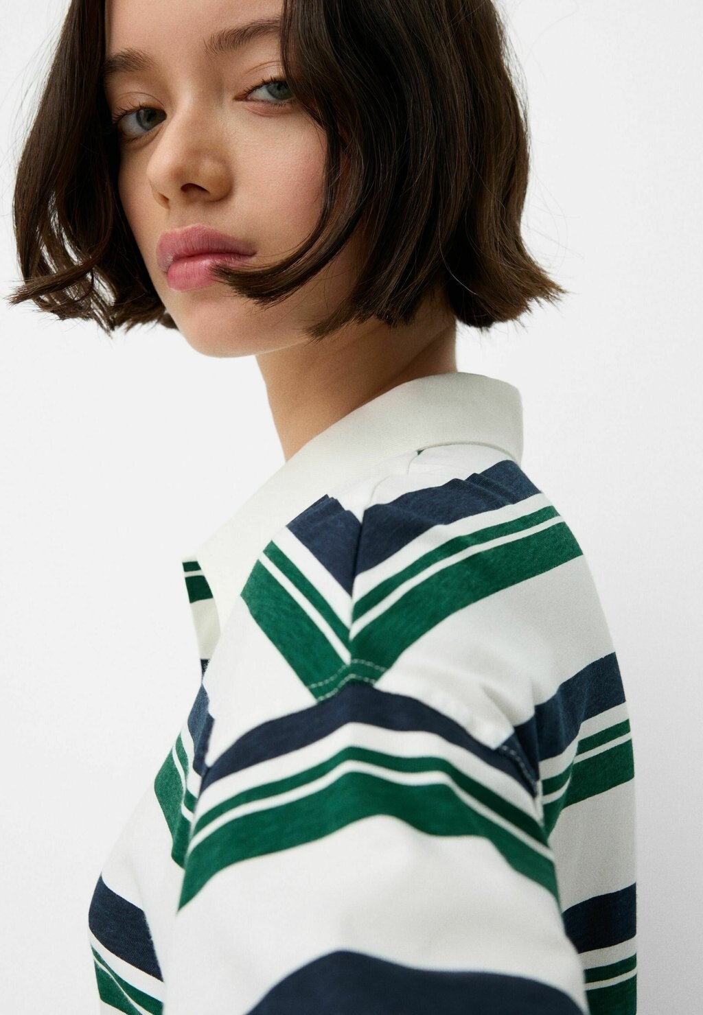 

Рубашка поло COLLAR Bershka, белый
