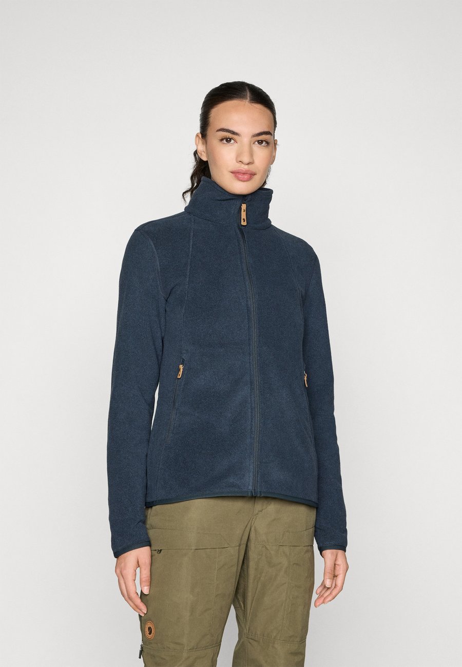 

Флисовая куртка Fjällräven STINA FLEECE W, Dark Navy/Dark Blue