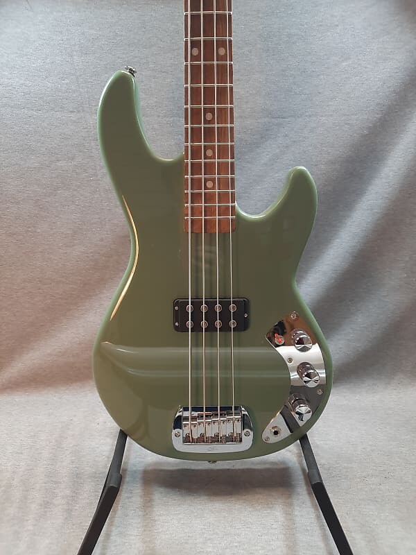 

Басс гитара G&L CLF Research L-1000 Matcha Green