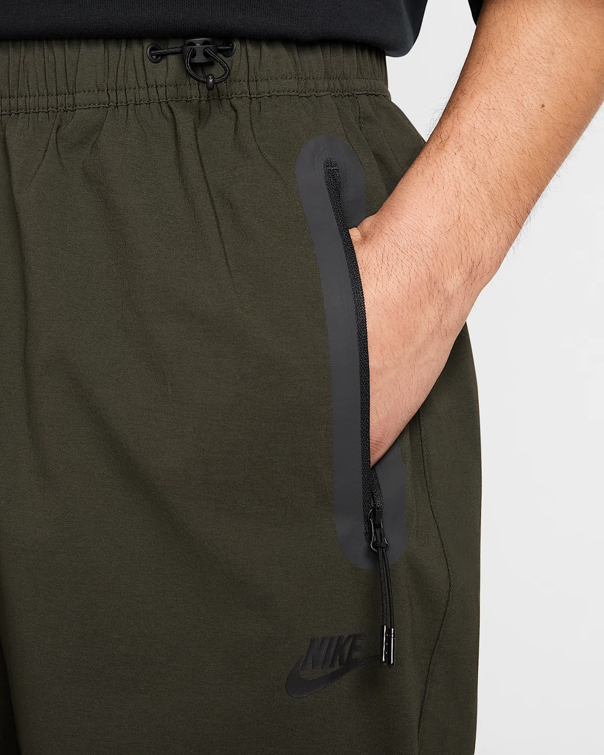 Мужские широкие штаны Nike Tech Woven Oversized, Sequoia/Sequoia/Black — фото 4