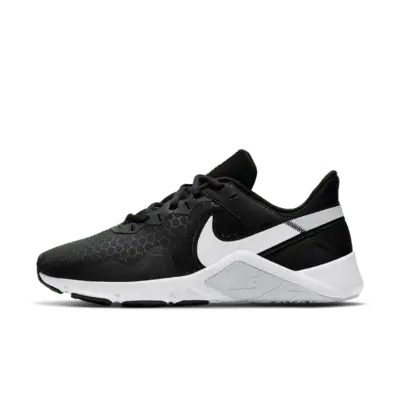 

Кроссовки Nike Legend Essential 2, цвет Black/Pure Platinum/White