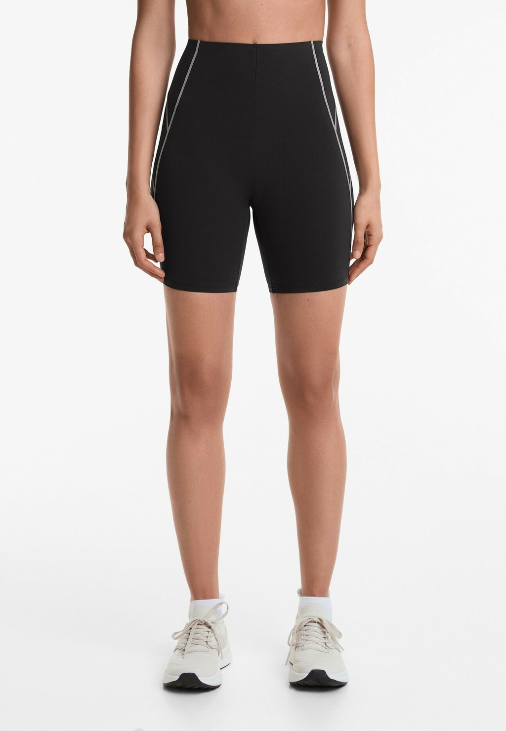 

Леггинсы REFLECTIVE COMPRESSIVE 25cm CYCLING OYSHO, черный