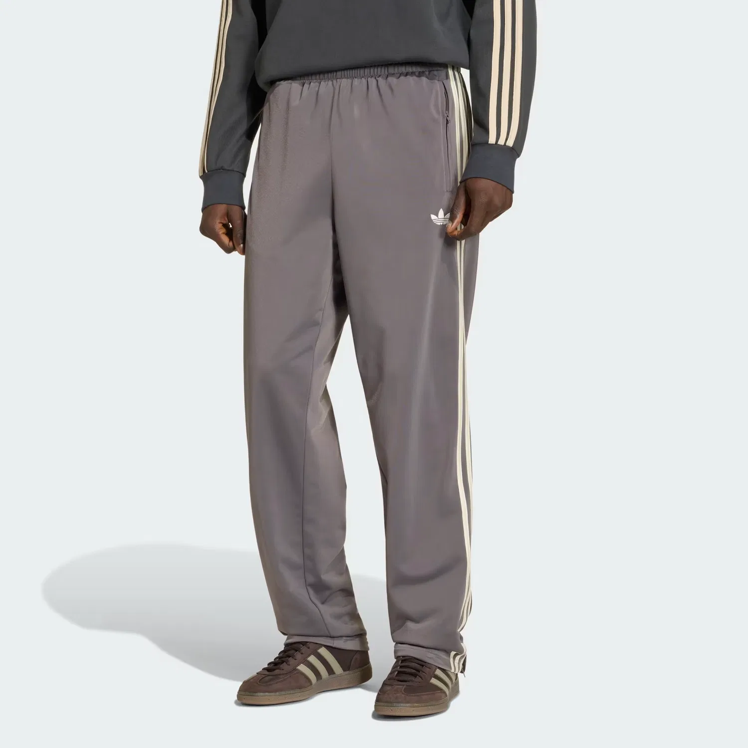 Спортивные штаны Firebird Adidas Originals углеродное волокно/кристальный лен — фото 4