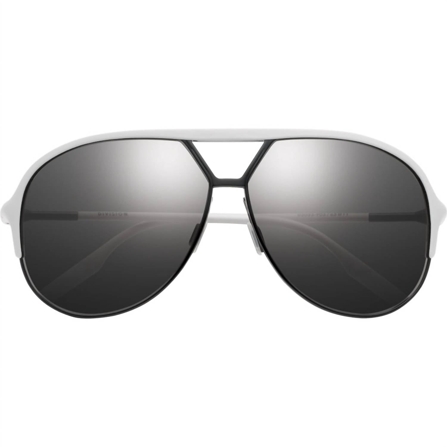 

Женские солнцезащитные очки IVI VISION, цвет matte white-black