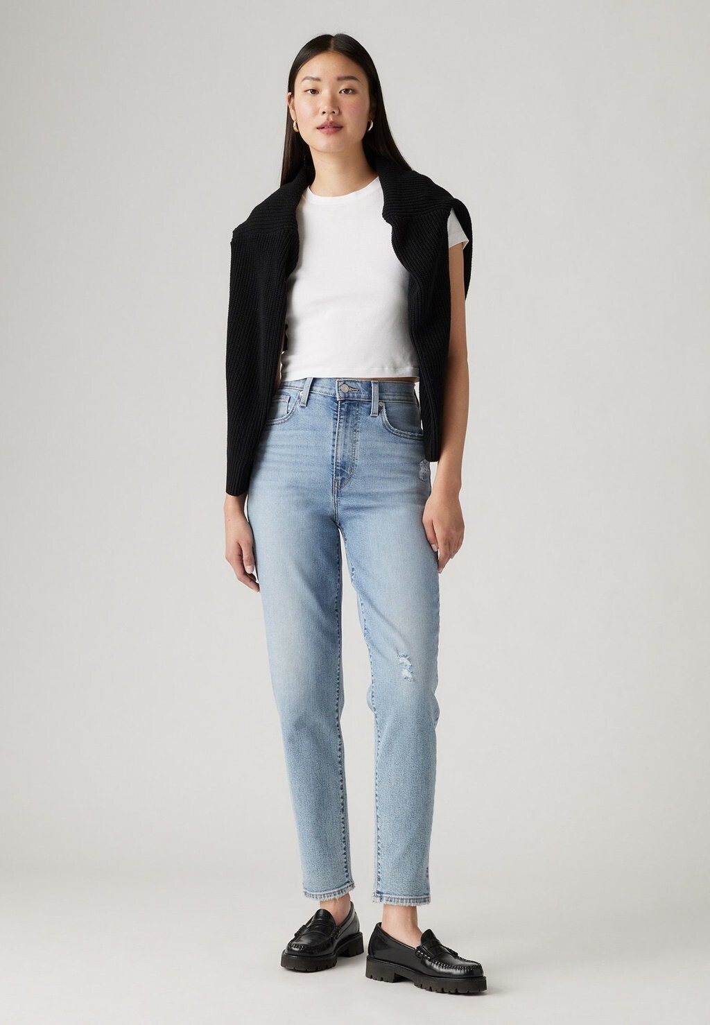 

Зауженные джинсы HIGH WAISTED MOM Levi's, светло-голубой деним