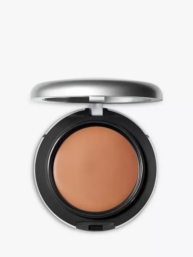 Тональная основа Studio Fix Tech Cream-To-Powder MAC, Nw22 — фото 4