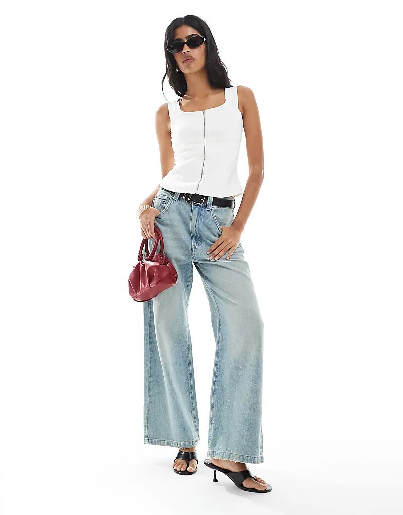 

Джинсовый топ ASOS DESGIN с квадратным вырезом и застежкой-молнией цвета экрю Asos Design