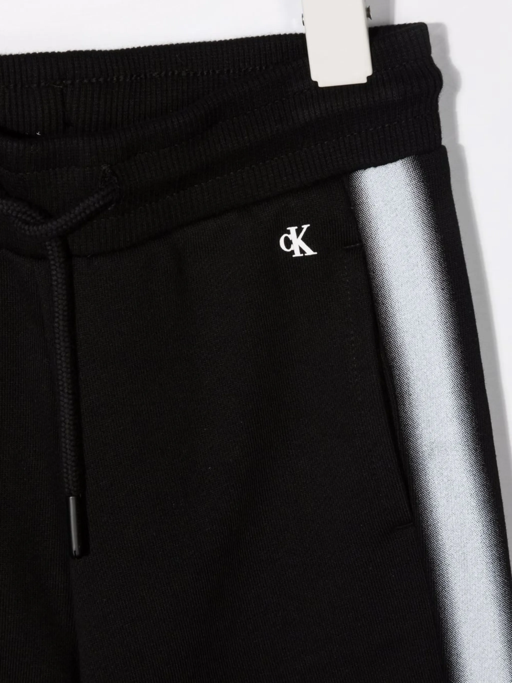 Джоггеры с логотипом и контрастной полоской Calvin Klein Kids, черный — фото 3