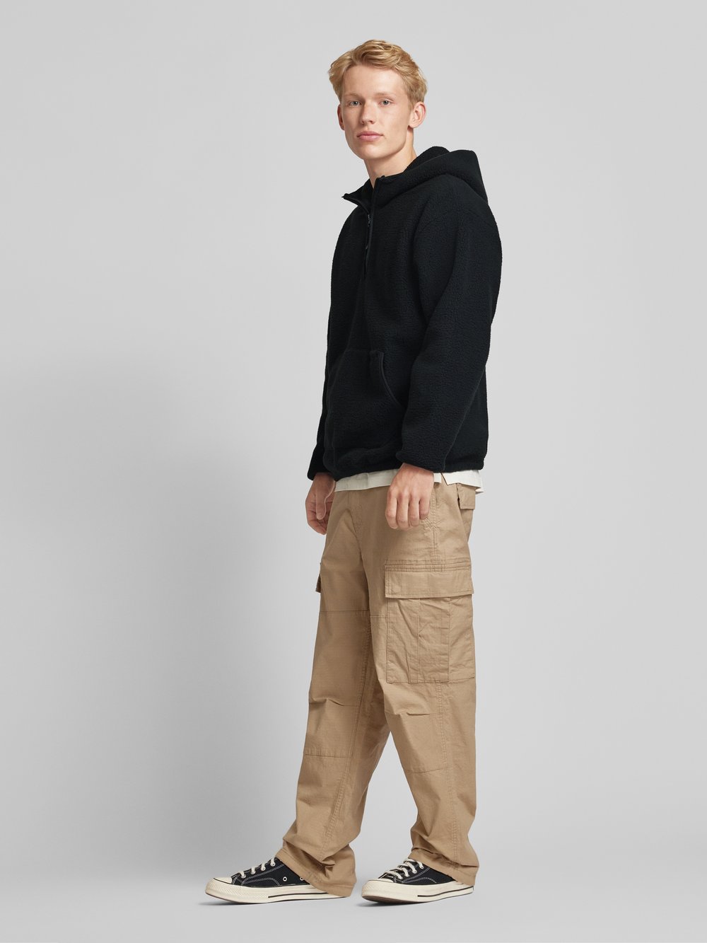 

Толстовка из флиса с короткой застежкой-молнией Levi's, черный