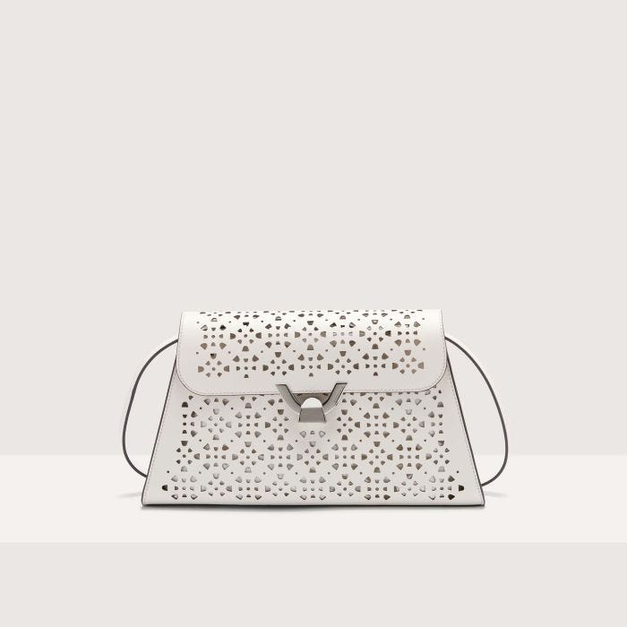 

Сумка через плечо Coccinelle Dew Cow hide perforee Medium, цвет Blanco, Белый, Сумка через плечо Coccinelle Dew Cow hide perforee Medium, цвет Blanco