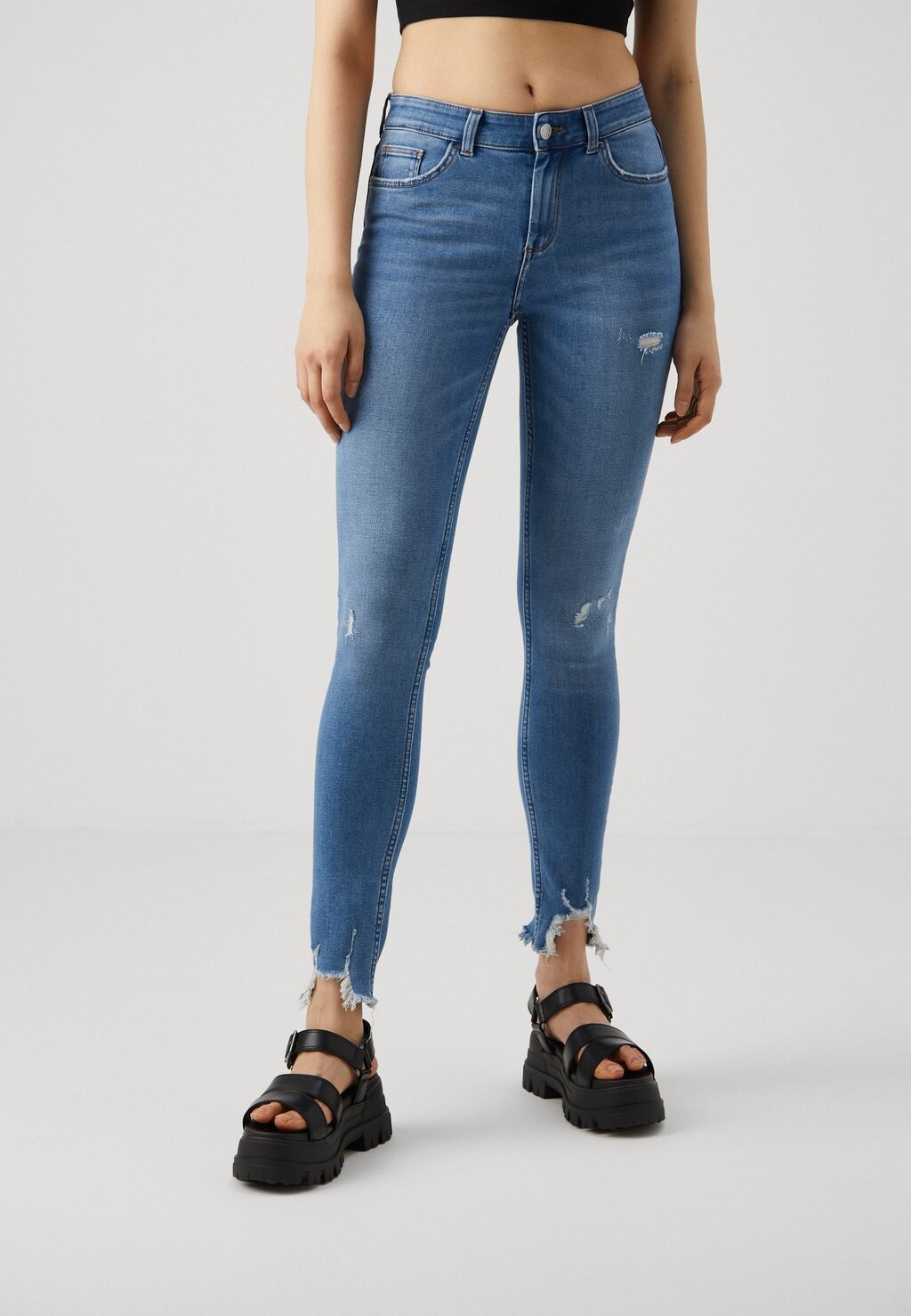 

Приталенный фасон Only, светло-голубой деним Onlhush Mid Waist