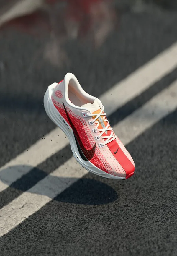 Кроссовки для бега по шоссе pegasus plus Nike Performance, White/Black/Bright Crimson/Topaz Gold-Coloured