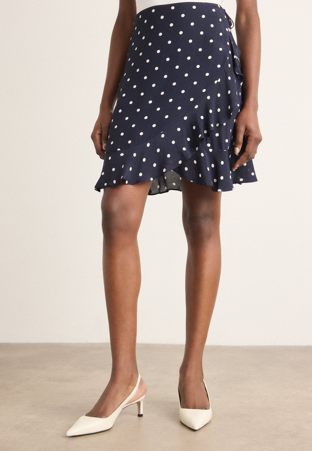 

Юбка А-силуэта DOT PRINT FRILL SKIRT - Wrap skirt GANT, темно-синий
