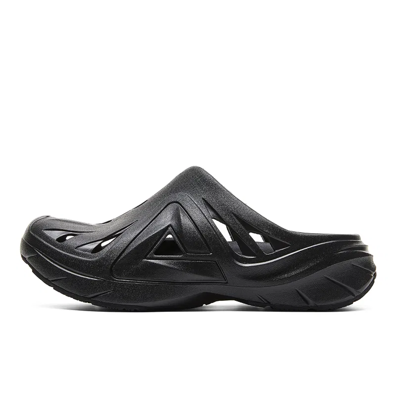 Закрытые тапочки PEAK All Black