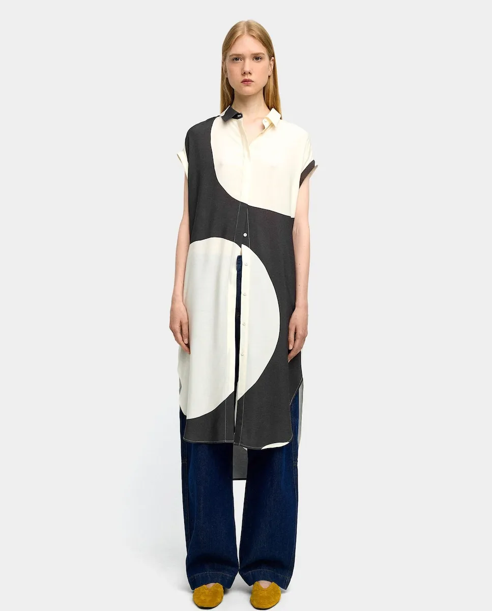 

Миди-платье-рубашка с коротким рукавом и геометрическим принтом Parfois, белый/черный