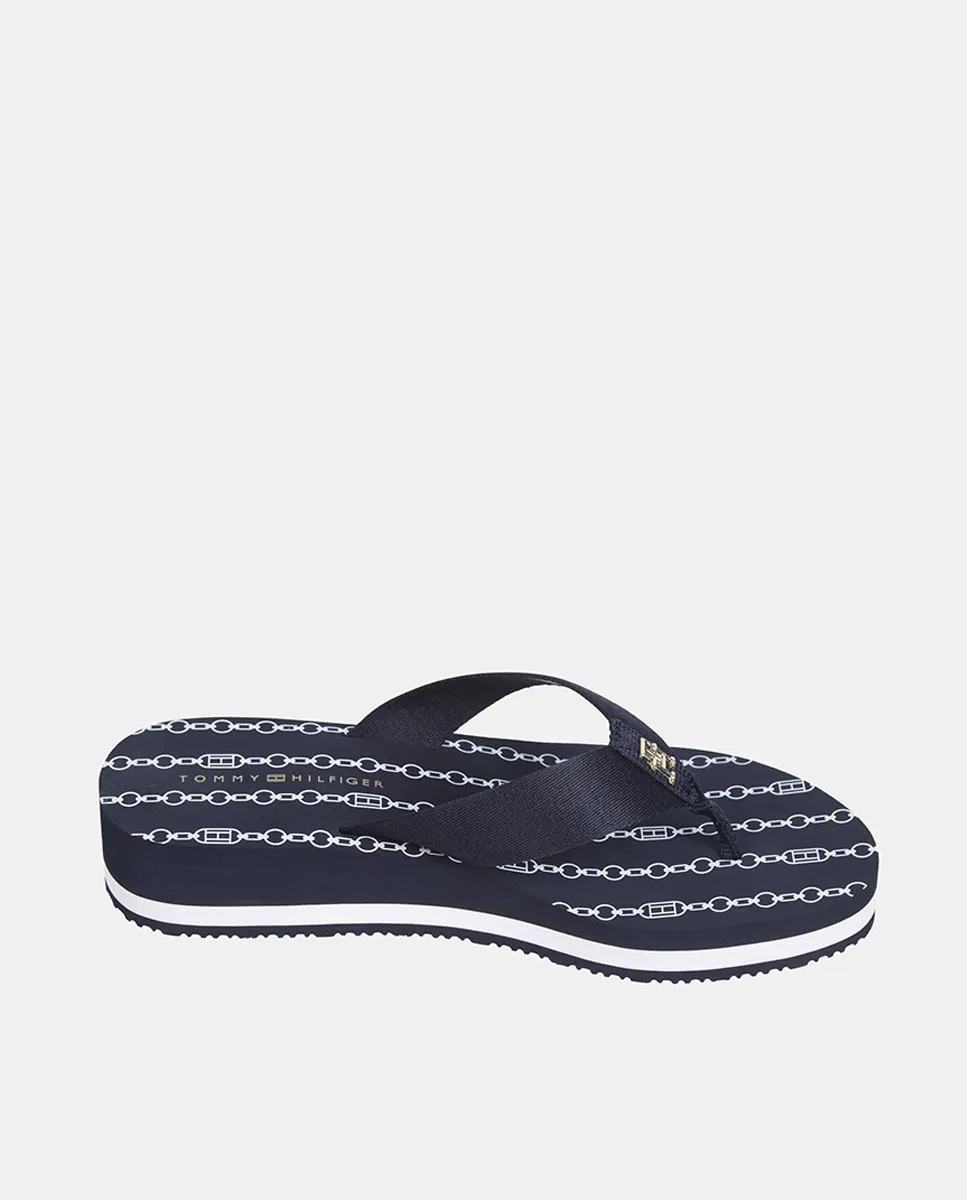 

Пляжные шлепанцы Tommy Hilfiger с металлической монограммой, синий