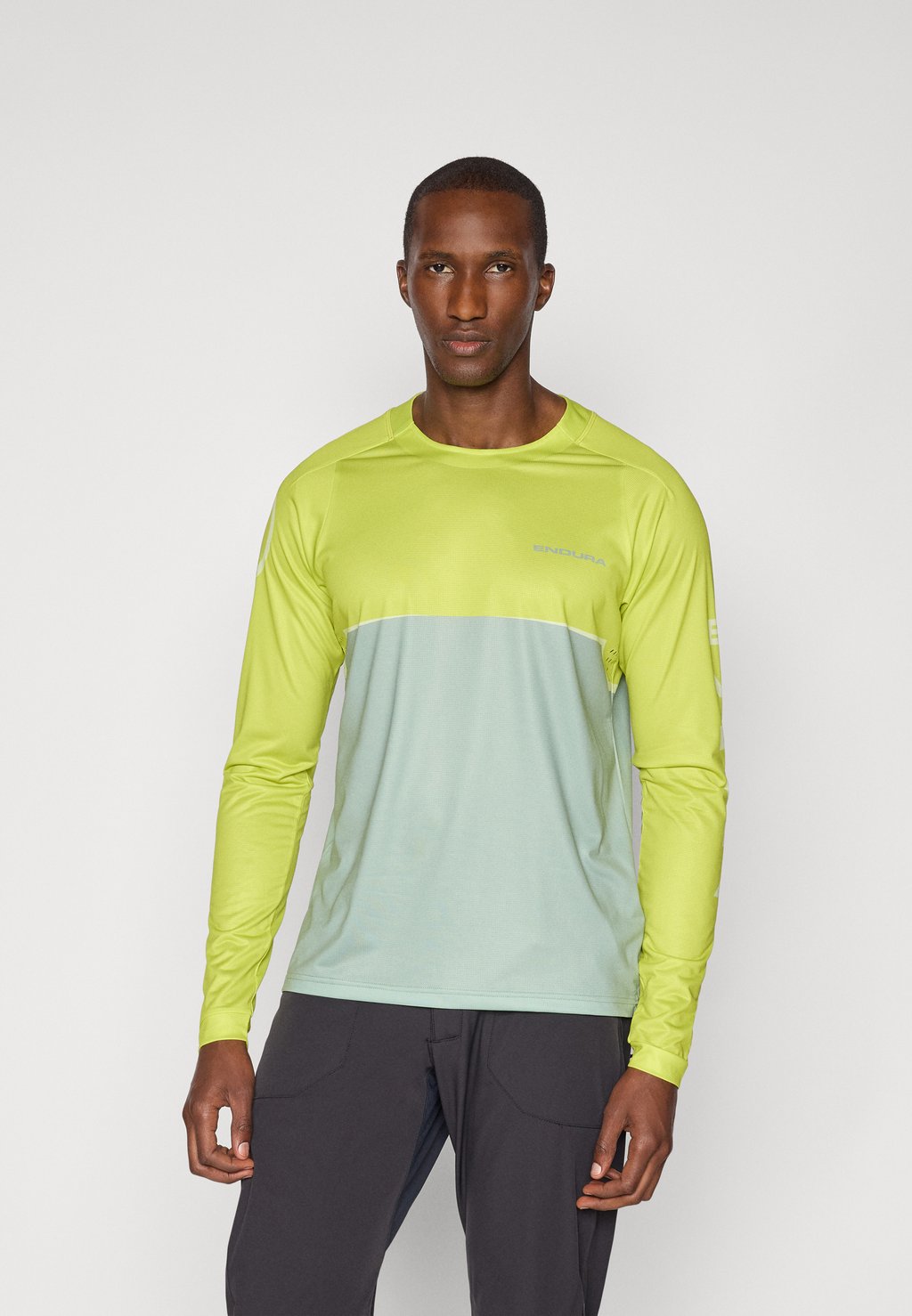 

Лонгслив CORE PRINTED TEE Endura, светло-зеленый