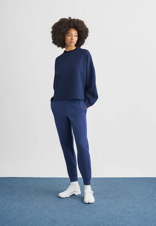 Мягкая толстовка crew Nike Sportswear, Midnight Navy/Dark Obsidian — фото 2