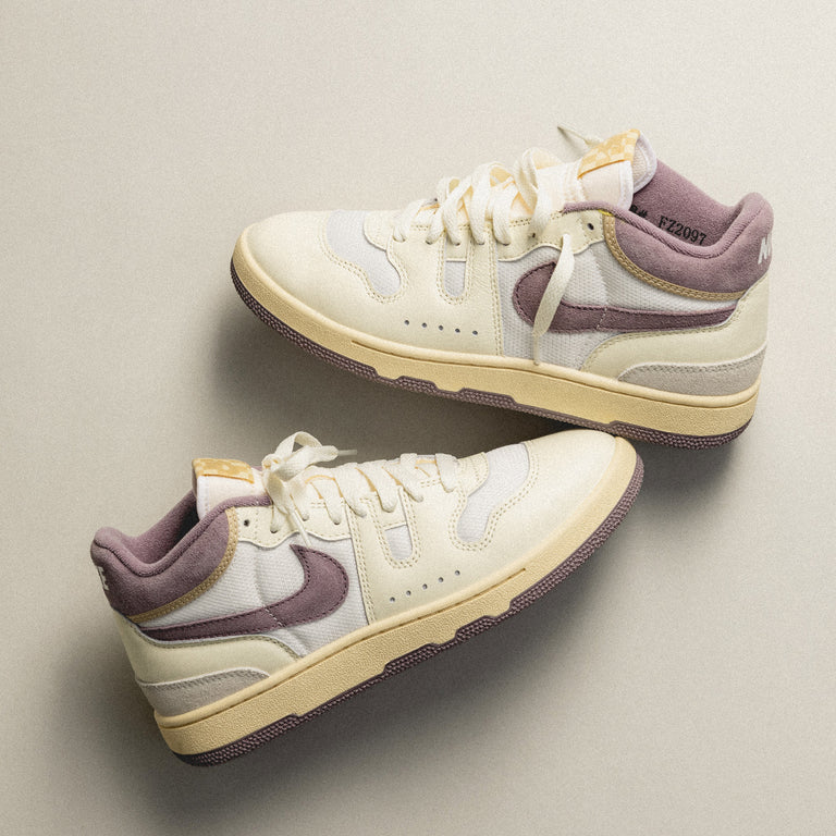 

Кроссовки attack Nike, серый