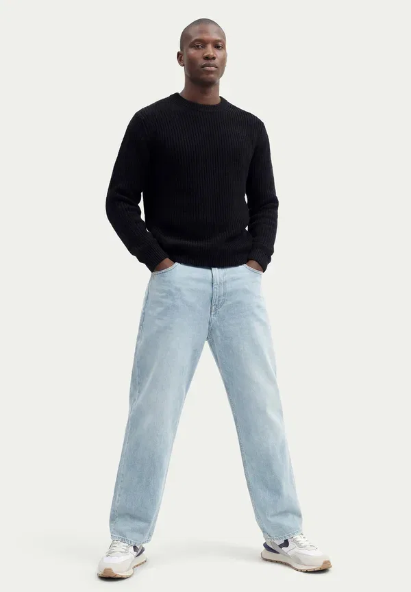 Кроссовки Qwark hype man. trainers Voile Blanche, серо-голубой
