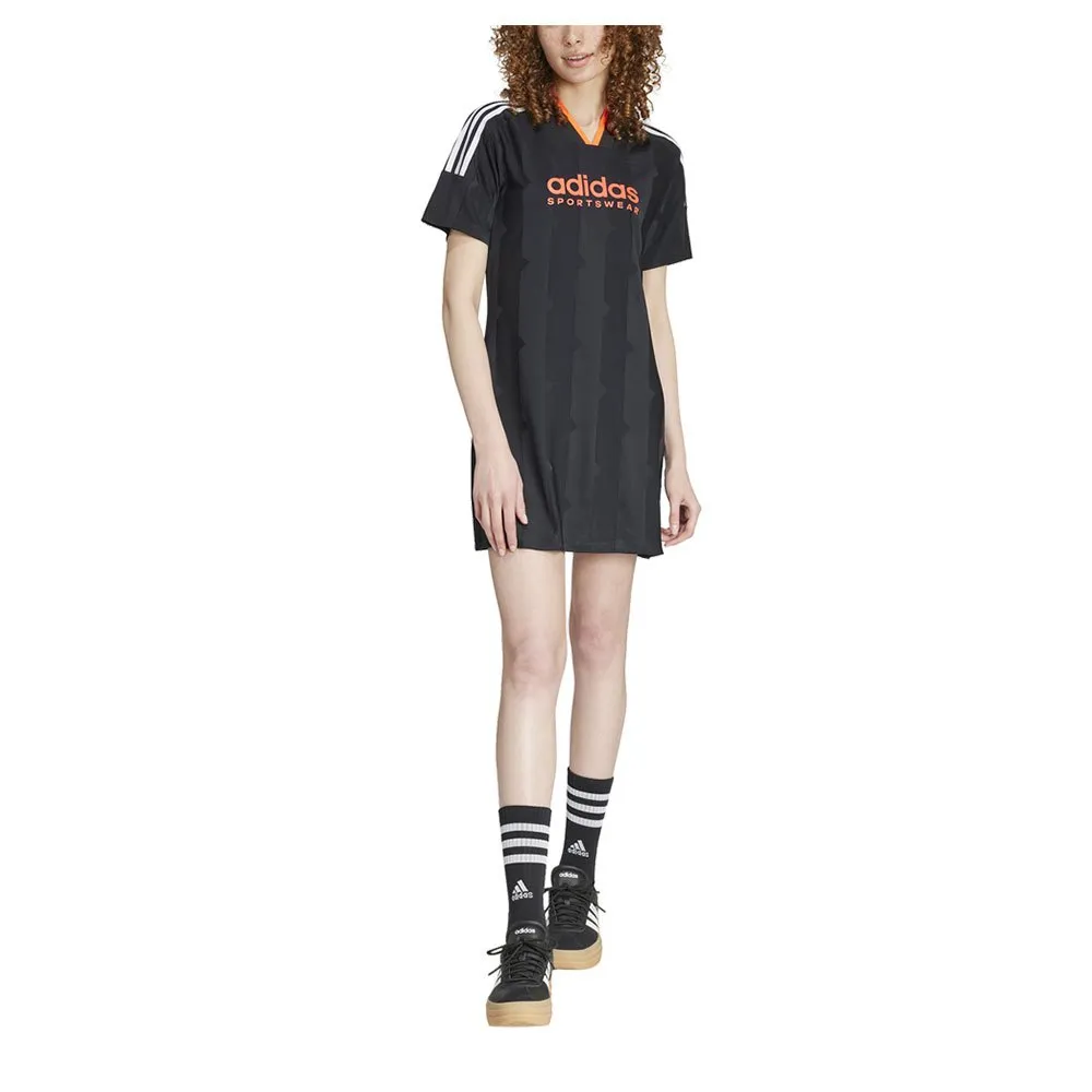 

Платье adidas Tiro Cut 3 Stripes Jacquard Tee, черный