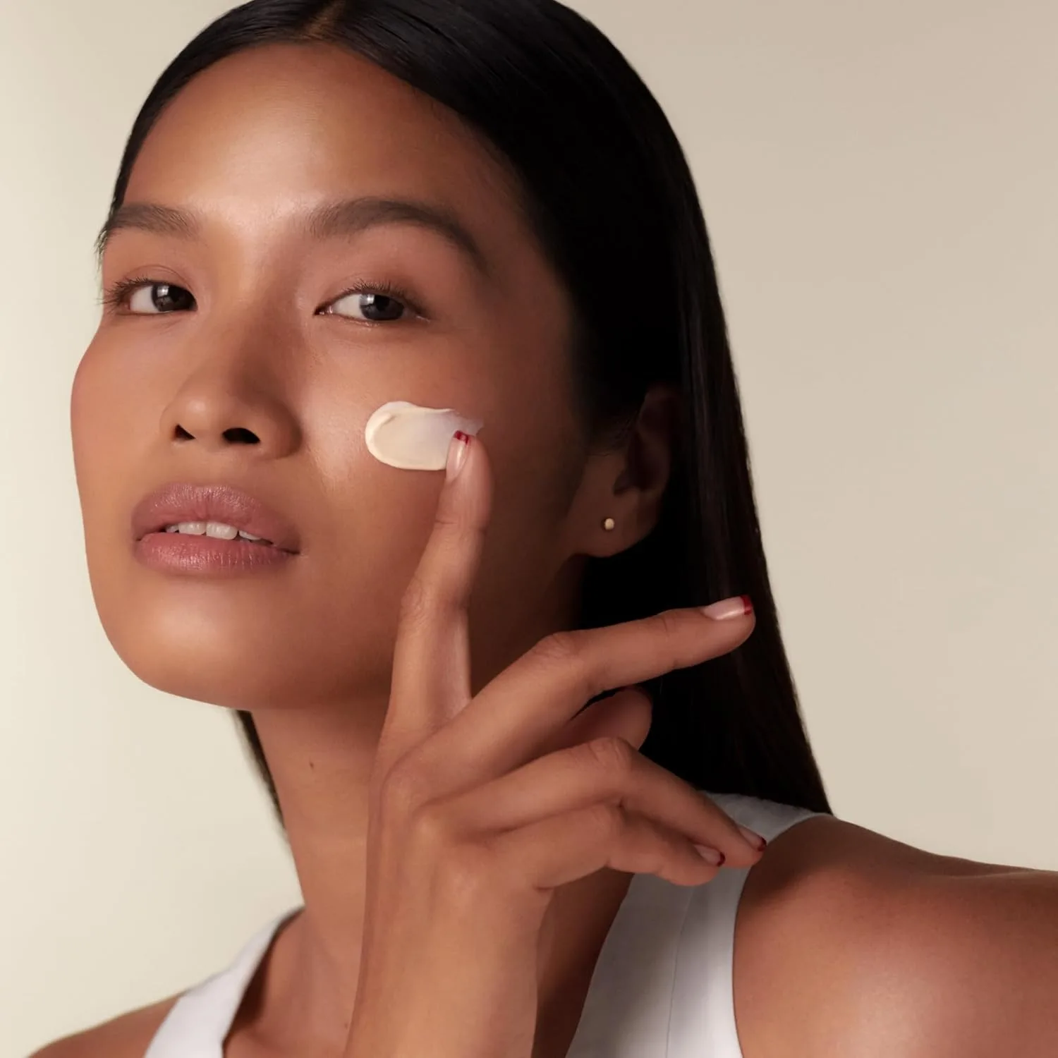 Крем для лица Shiseido — Дневной Benefiance для разглаживания морщин + Ночной Benefiance для защиты от морщин, 50 мл — фото 4