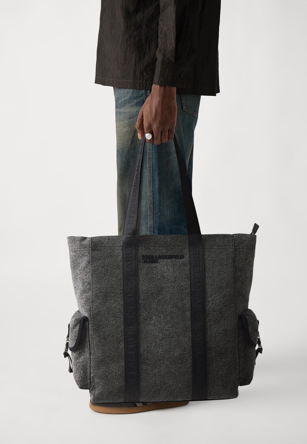 

Сумка-тоут WASHED UTILITY TOTE Karl Lagerfeld Jeans, цвет Black Denim