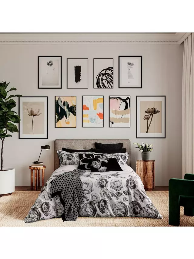 

Комплект пододеяльников Ted Baker Mono Floral Duvet