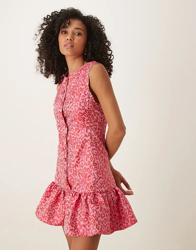 

Мини-платье Ghospell с жаккардовым подолом и оборками в красно-розовом цвете