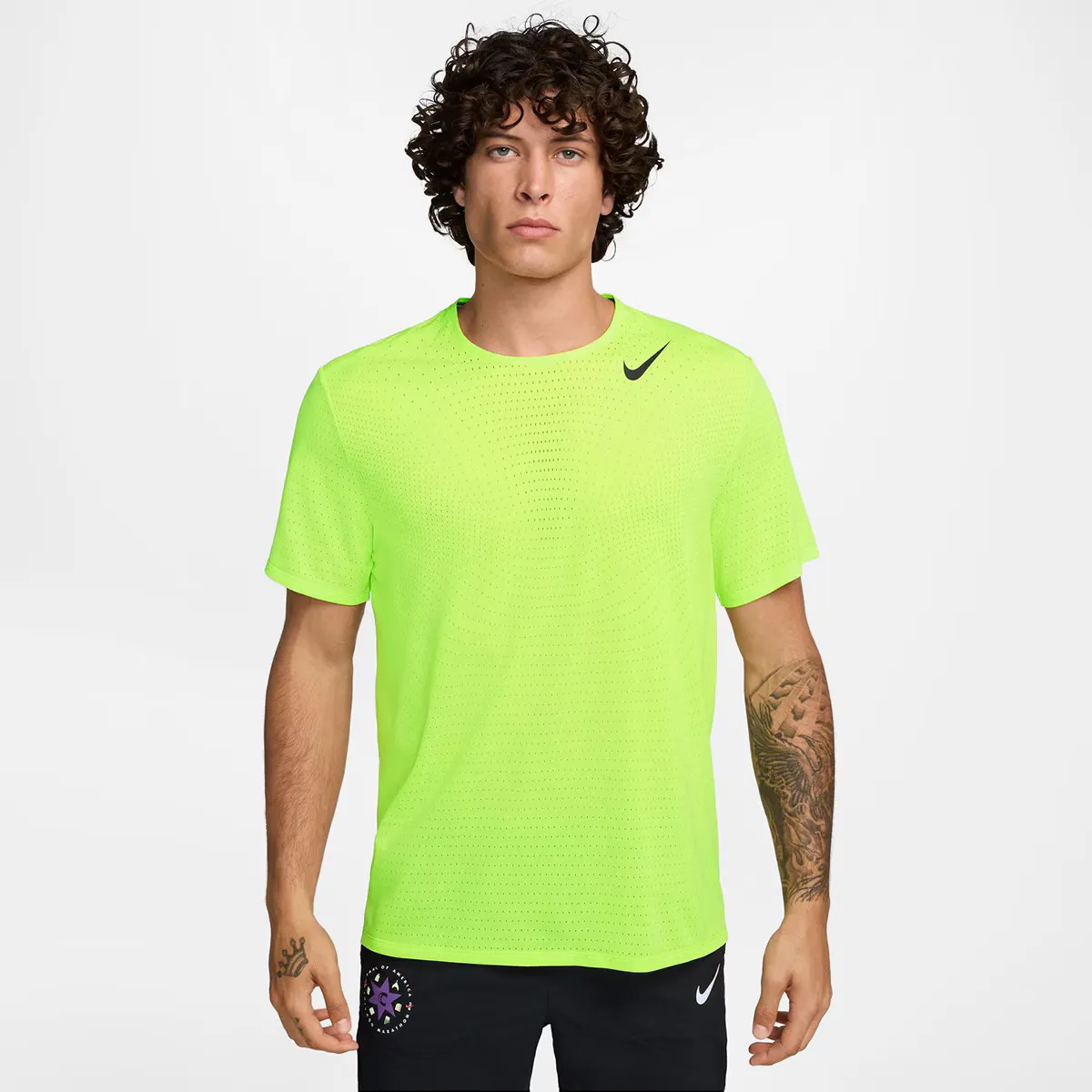 

Мужская футболка Nike Aeroswift, желтый