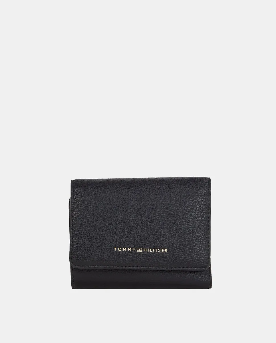 

Средний кошелек черного цвета с фирменным логотипом Tommy Hilfiger