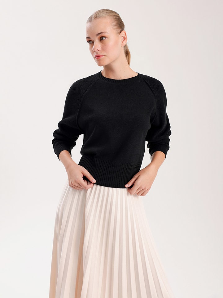

Пуловер BGN Pullover, черный