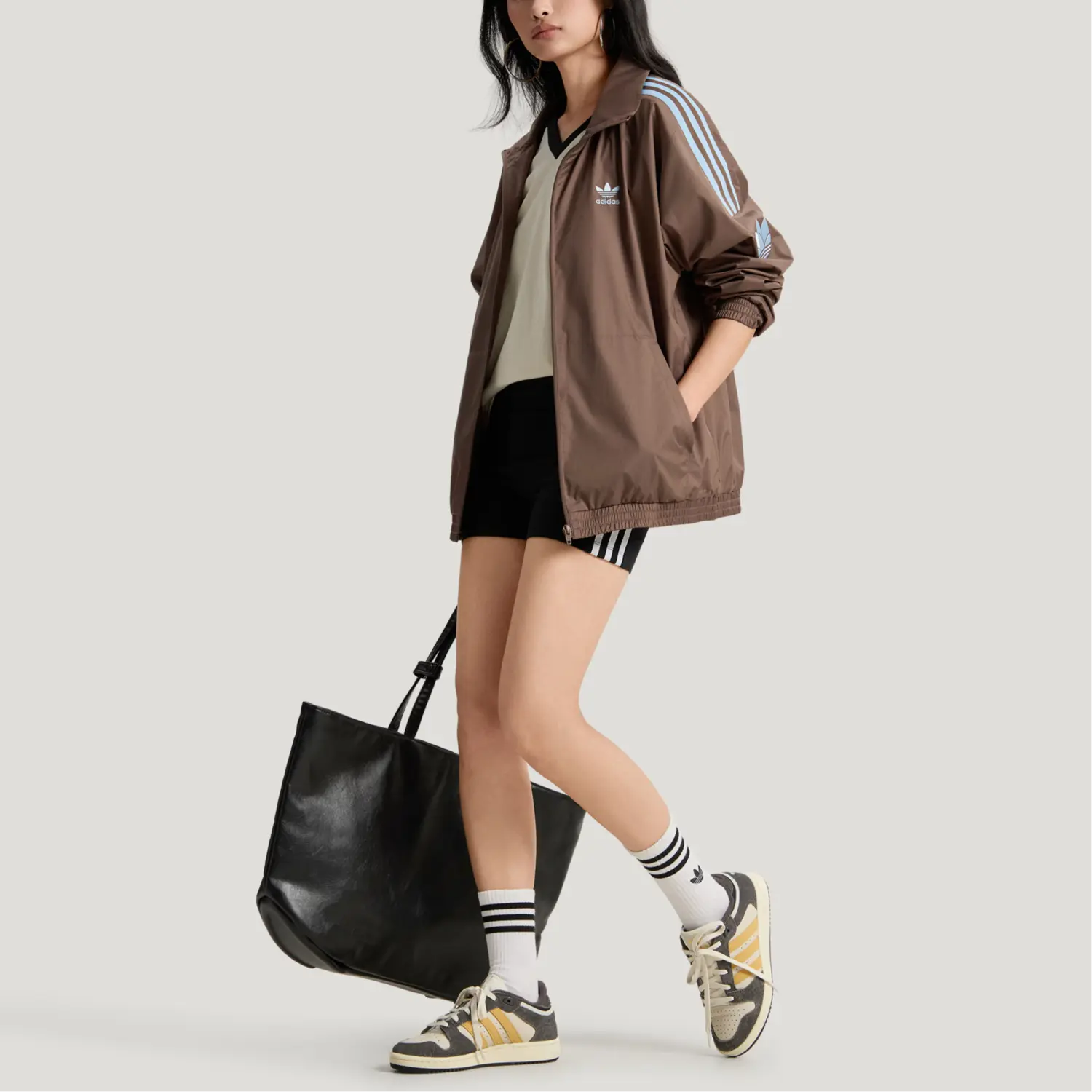 Куртка Adidas Originals Adicolor Trefoil Track, темно-коричневый — фото 3