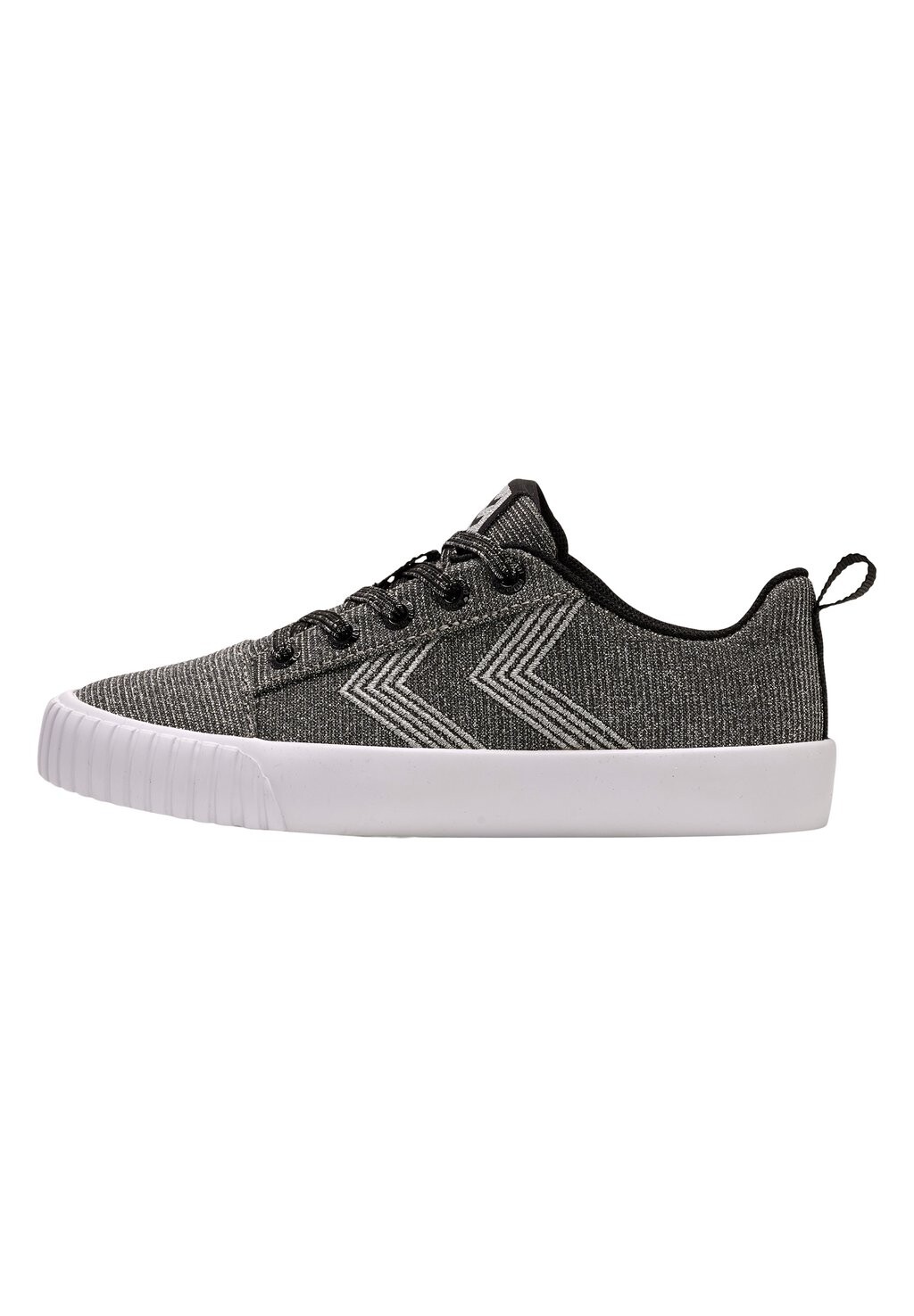 

Низкие кеды Hummel, цвет black