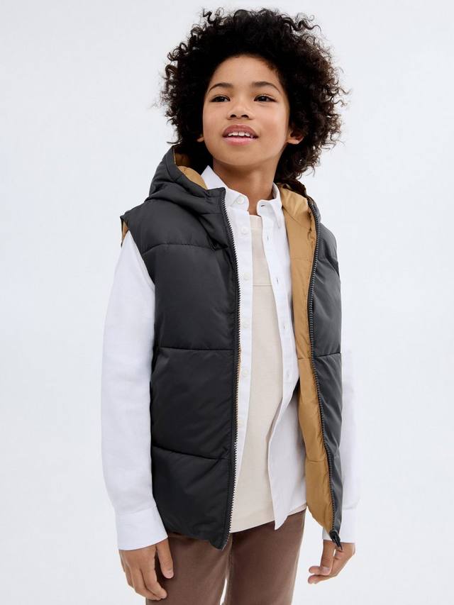

Детский жилет Gerard Reversible с капюшоном Mango, Charcoal