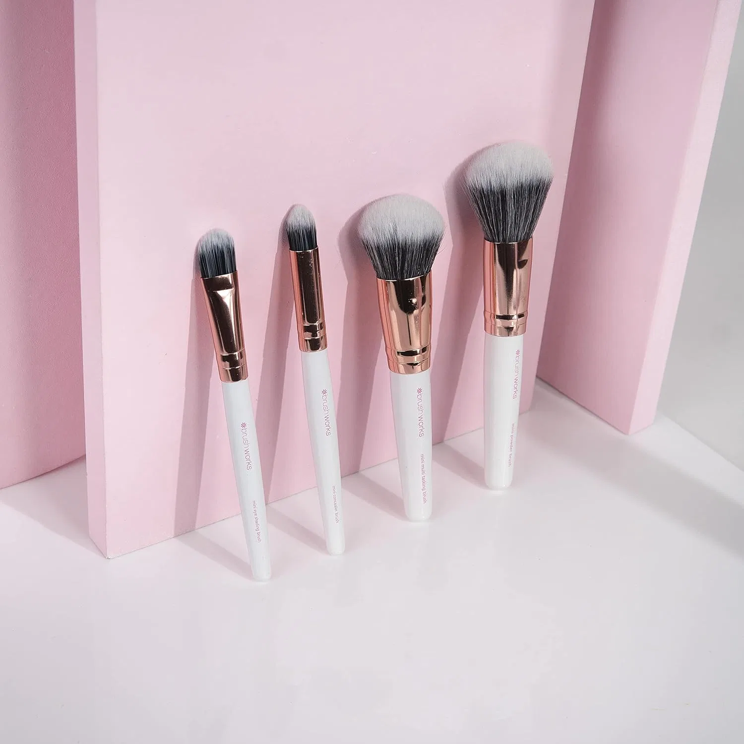 Набор кистей для макияжа Travel Set от Brushworks Brushworks — фото 2