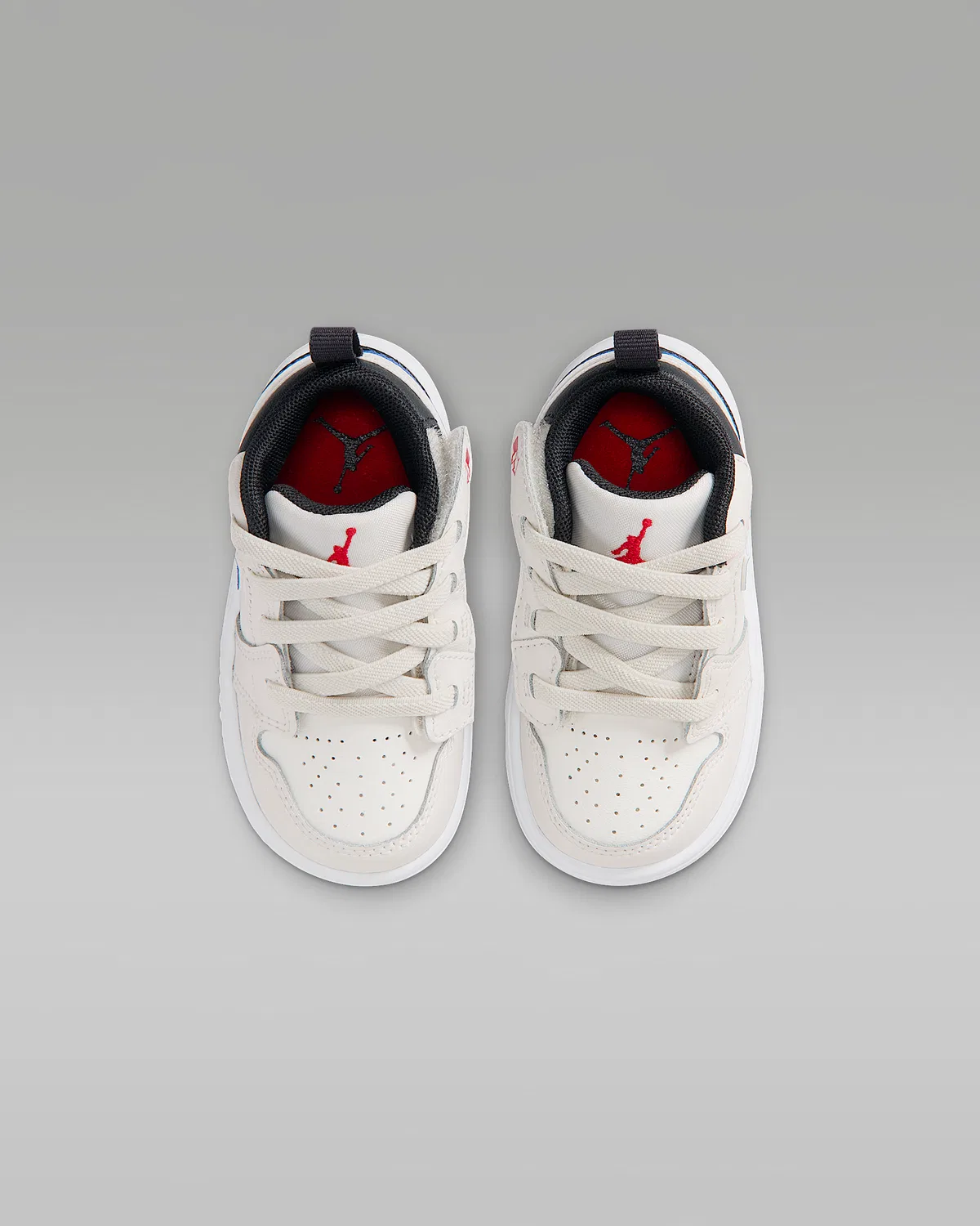 Кроссовки Jordan 1 Low Alt для малышей, Phantom/Off Noir/Sail/University Red — фото 4
