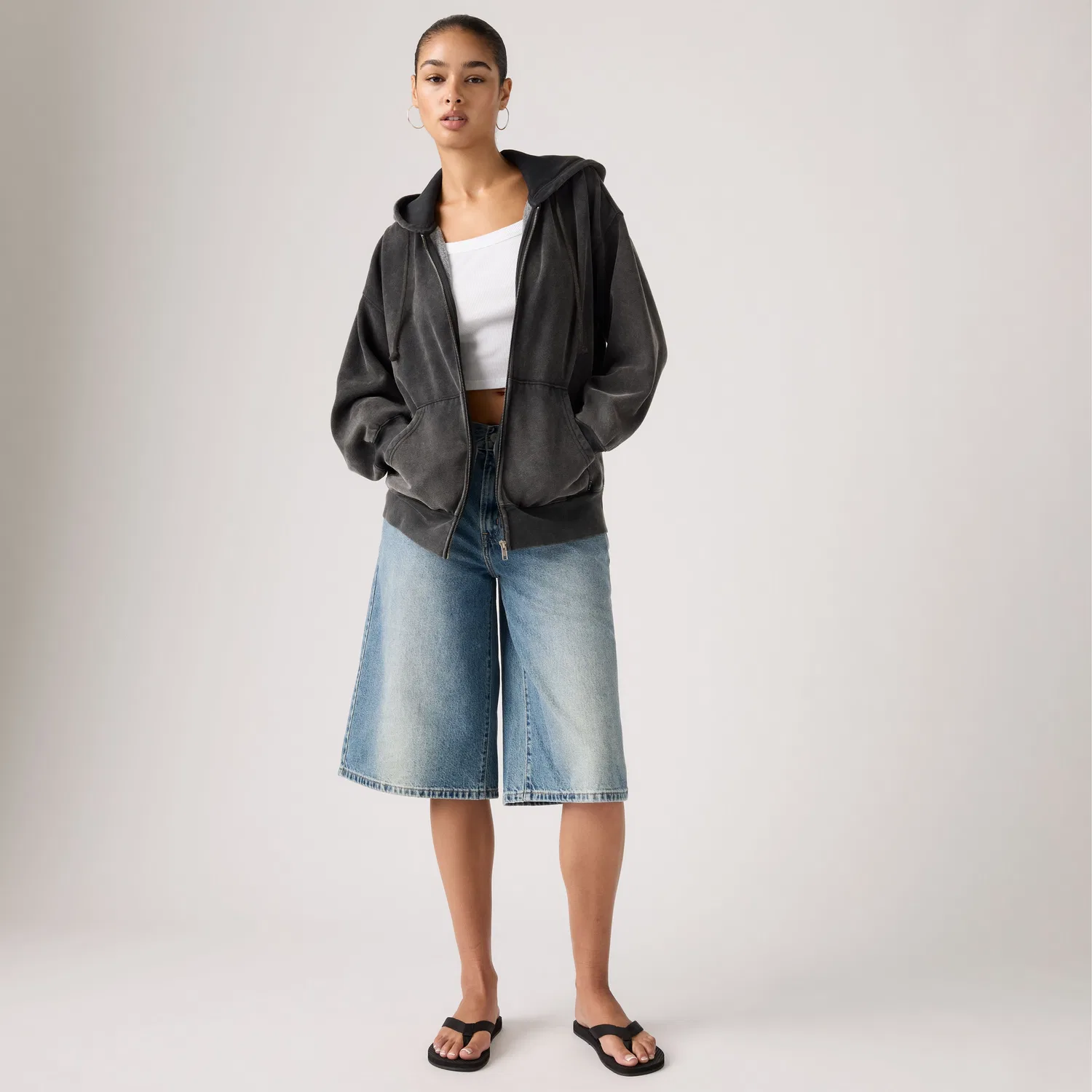 Женская винтажная толстовка свободного кроя с эффектом окрашивания ткани Levi's, Black — фото 4