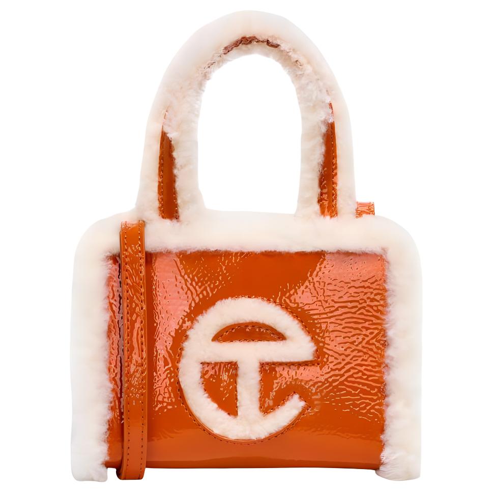 

UGG Сумка-шоппер Telfar Collaboration Patent Leather, маленькая, унисекс, Spicy Melon