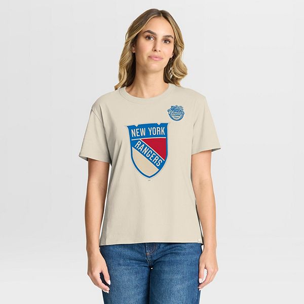 

Женская футболка New York Rangers 2026 NHL Winter Classic в кремовом цвете Fanatics