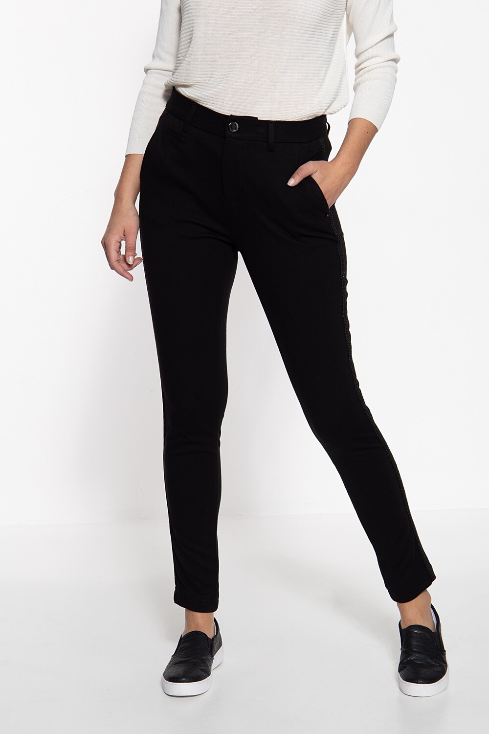 

Брюки ATT Jeans ATT Jeans ATT JEANS Stretchhose mit seitlichem Streifen Ruby, черный