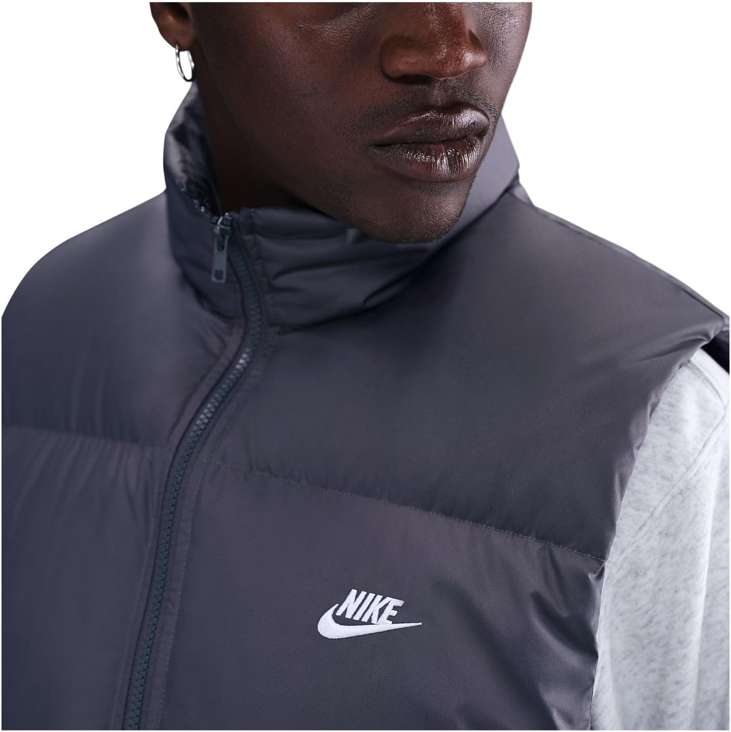 Жилет Nike мужской Therma-fit Club Puffer Vest 650, Iron Grey/White — фото 3