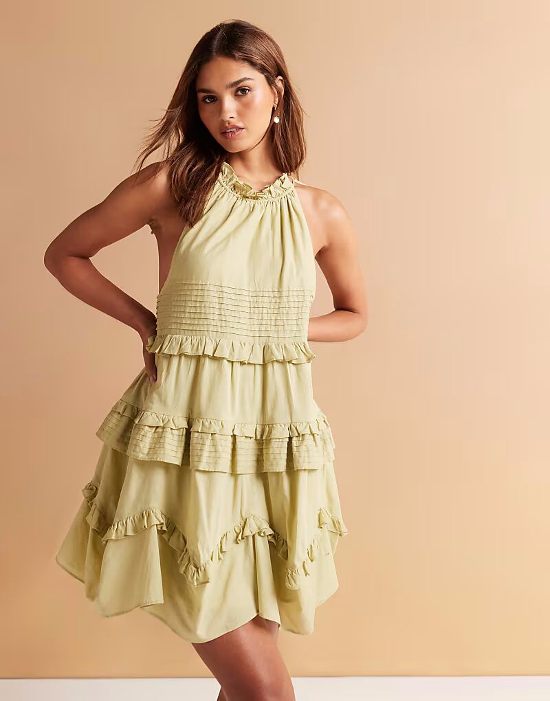 

Мини-платье ASOS DESIGN с рюшами и защипами в выбеленном оливковом цвете