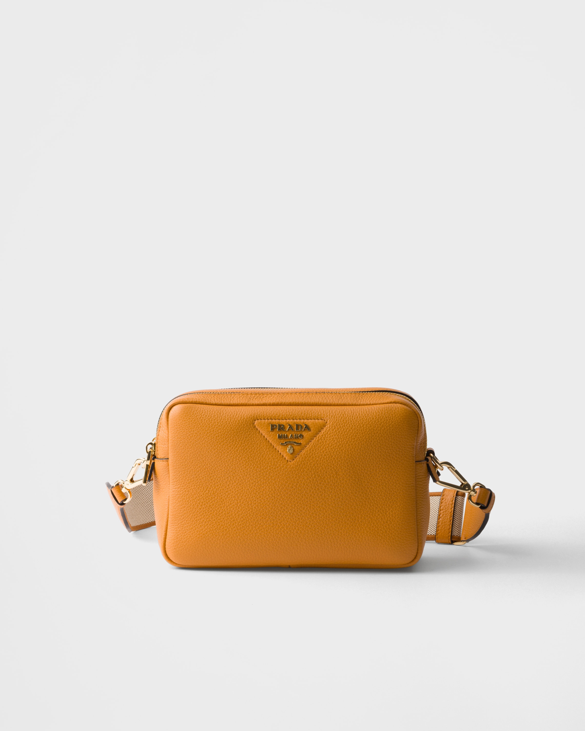 

Маленькая кожаная сумка на плечо Prada, янтарный